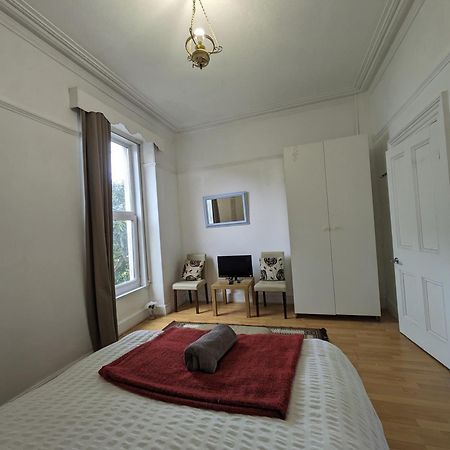 Ensuite Basic Room Budget Sketty 5 Swansea Exterior photo